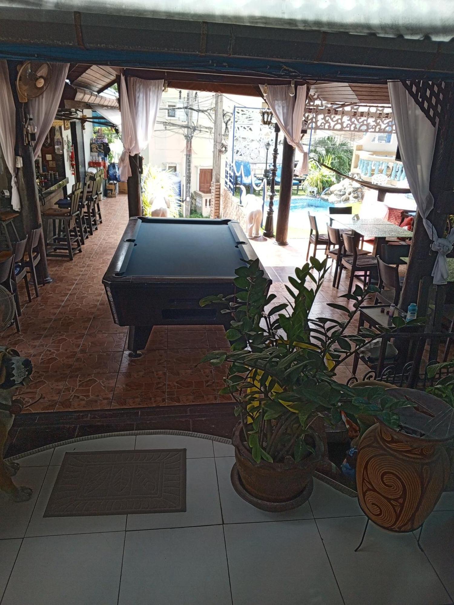 Patong Sunbeach Mansion Экстерьер фото